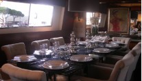 QUEEN SOUTH -  Dining Table